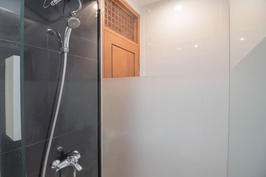 Reddoorz Plus Near Parahyangan University Бандунг Экстерьер фото